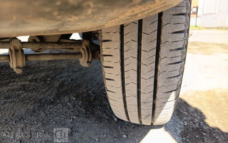 IVECO 35C13 BENNE SIMPLE CABINE COFFRE  EK-135-PE