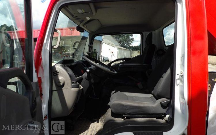 NISSAN CABSTAR NACELLE COMET ESF 17 16 M  EL-718-AP