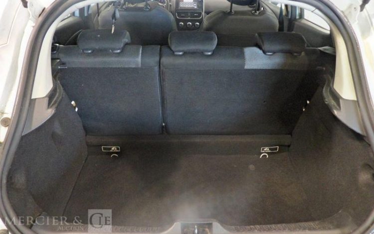 RENAULT CLIO IV BLANC EP-404-XH