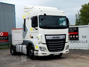 DAF XF 430 FT – PTRA : 44 TONNES – DIESEL – 560838 KMS – ANNEE 2017 BLANC EQ-377-JQ