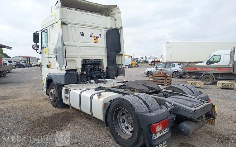 DAF XF 430 FT – PTRA : 44 TONNES – DIESEL – 718679 KMS – ANNEE 2017 BLANC EQ-776-KZ