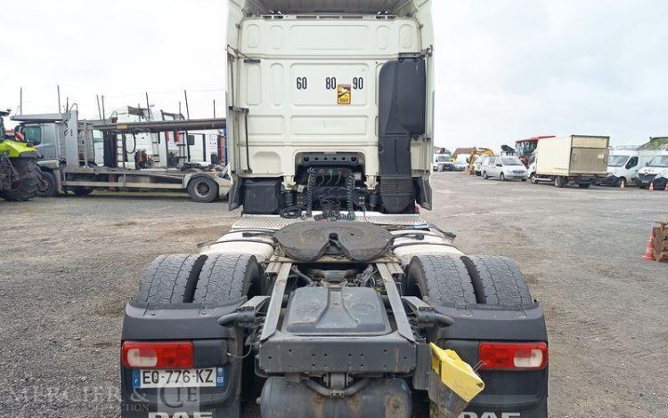 DAF XF 430 FT – PTRA : 44 TONNES – DIESEL – 718679 KMS – ANNEE 2017 BLANC EQ-776-KZ