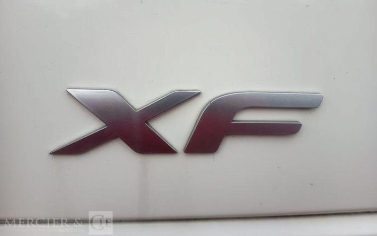 DAF XF 430 FT – PTRA : 44 TONNES – DIESEL – 718679 KMS – ANNEE 2017 BLANC EQ-776-KZ