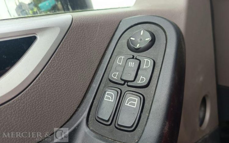 DAF XF 430 FT – PTRA : 44 TONNES – DIESEL – 718679 KMS – ANNEE 2017 BLANC EQ-776-KZ