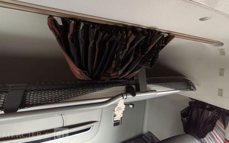 DAF XF 430 FT – PTRA : 44 TONNES – DIESEL – 718679 KMS – ANNEE 2017 BLANC EQ-776-KZ