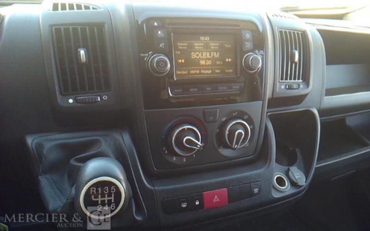 CITROEN JUMPER CAISSE FRIGO BLANC ES-023-LG