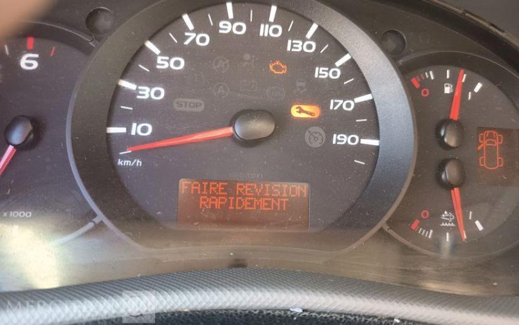 RENAULT MASTER BENNE SIMPLE CABINE COFFRE  ES-084-DW