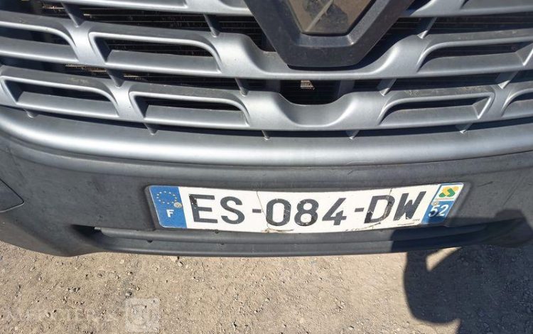 RENAULT MASTER BENNE SIMPLE CABINE COFFRE  ES-084-DW