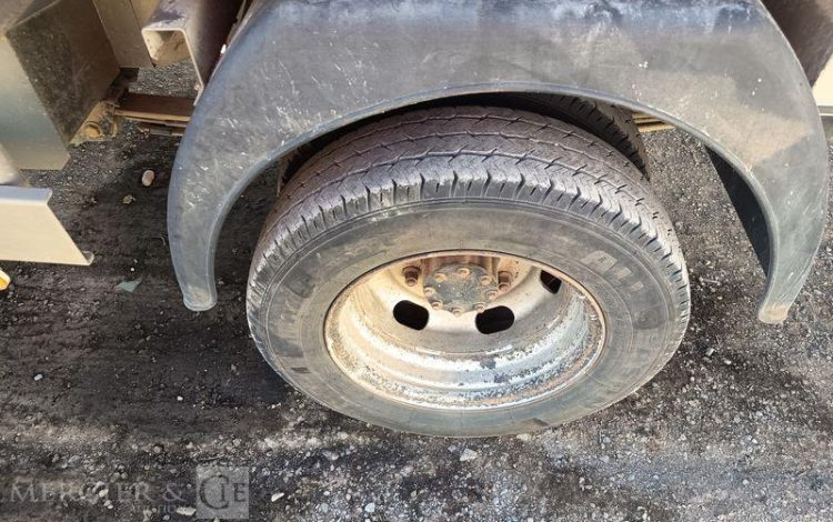 RENAULT MASTER BENNE SIMPLE CABINE COFFRE  ES-084-DW