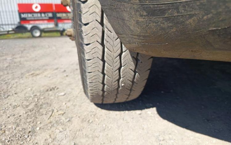 RENAULT MASTER BENNE SIMPLE CABINE COFFRE  ES-084-DW