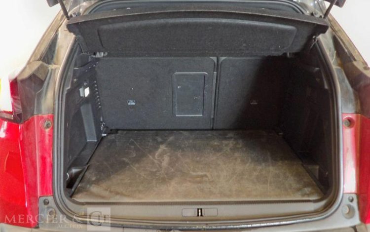 PEUGEOT 3008 1.6 BLUEHDI 120 GT LINE EAT ROUGE ES-528-MN