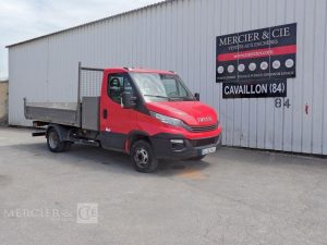 IVECO 35C12 BENNE SIMPLE CABINE COFFRE  EV-063-WZ
