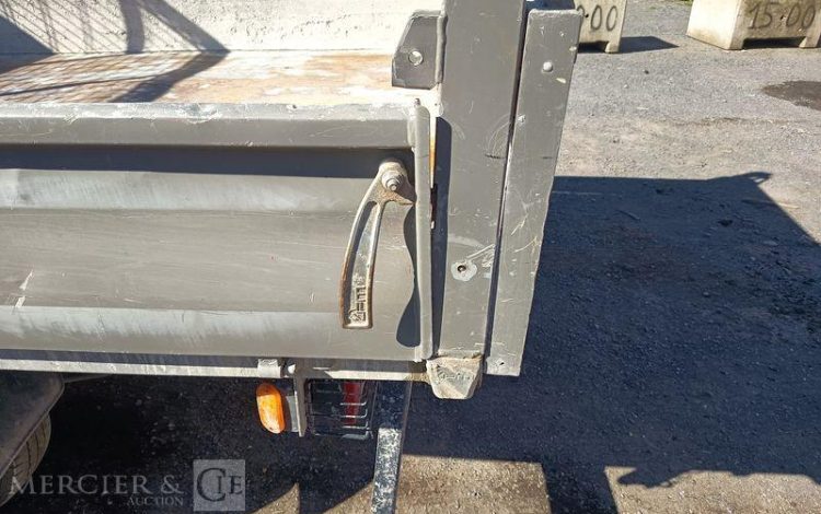 IVECO 35C12 BENNE SIMPLE CABINE COFFRE  EW-280-PT