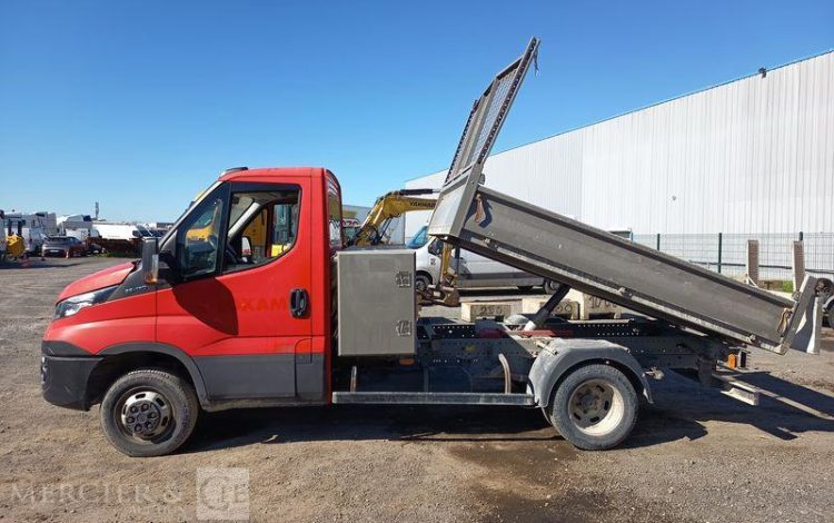 IVECO 35C12 BENNE SIMPLE CABINE COFFRE  EW-724-NF