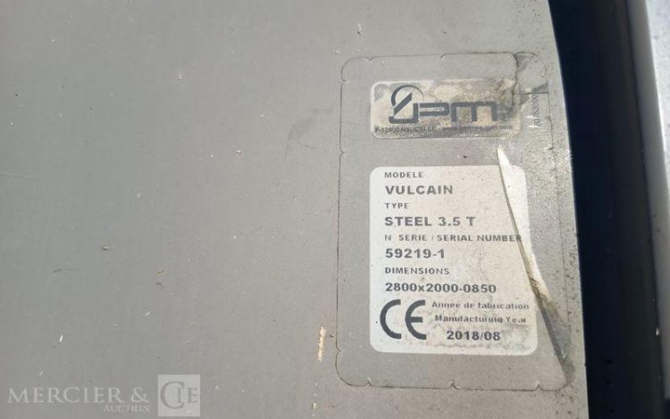 IVECO 35C12 BENNE SIMPLE CABINE COFFRE  EW-724-NF