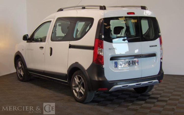 DACIA DOKKER COMBI STEPWAY 1.2 TCE 115CH BLANC EX-490-RV