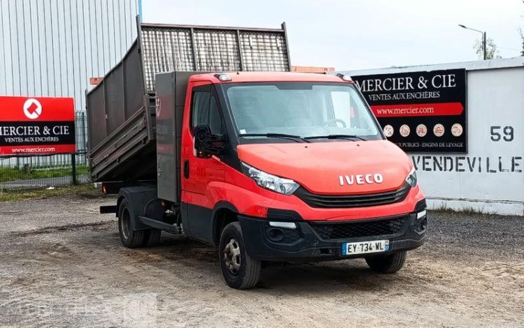 IVECO 35C12 BENNE SIMPLE CABINE COFFRE  EY-734-WL