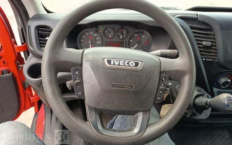 IVECO 35C12 BENNE SIMPLE CABINE COFFRE  EY-734-WL