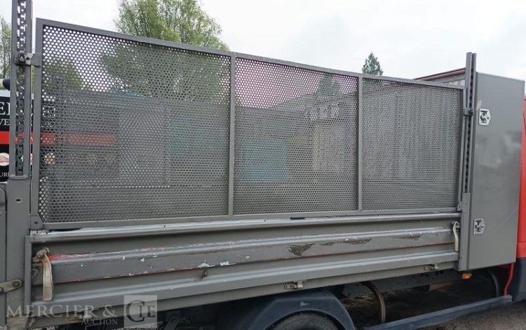 IVECO 35C12 BENNE SIMPLE CABINE COFFRE  EY-734-WL