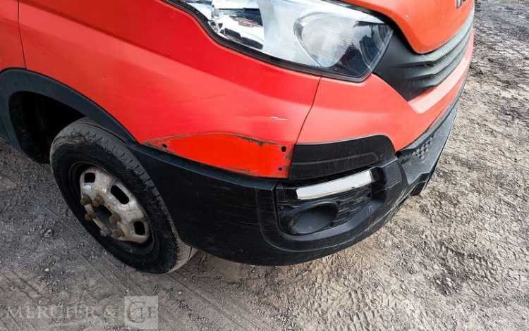 IVECO 35C12 BENNE SIMPLE CABINE COFFRE  EY-734-WL