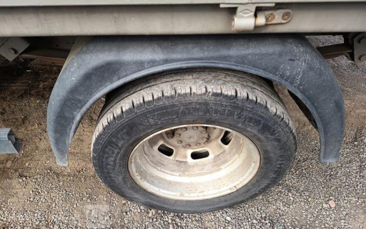 IVECO 35C12 BENNE SIMPLE CABINE COFFRE  EY-734-WL