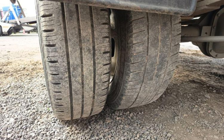 IVECO 35C12 BENNE SIMPLE CABINE COFFRE  EY-734-WL