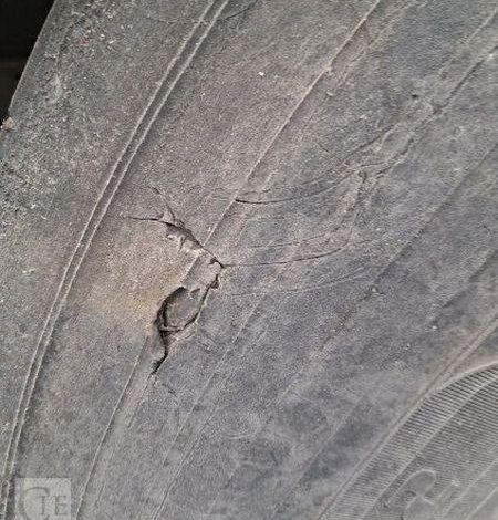 KRONE SEMI REMORQUE FOURGON KRONE RIDEAU Hayon (EN DESIGNATION 77)  FB-310-QB