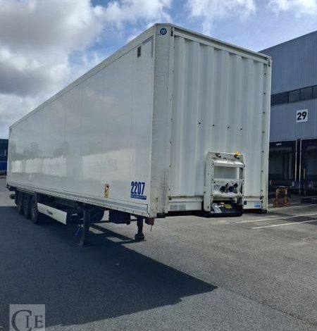 KRONE SEMI REMORQUE FOURGON KRONE RIDEAU Hayon (EN DESIGNATION 77)  FB-310-QB