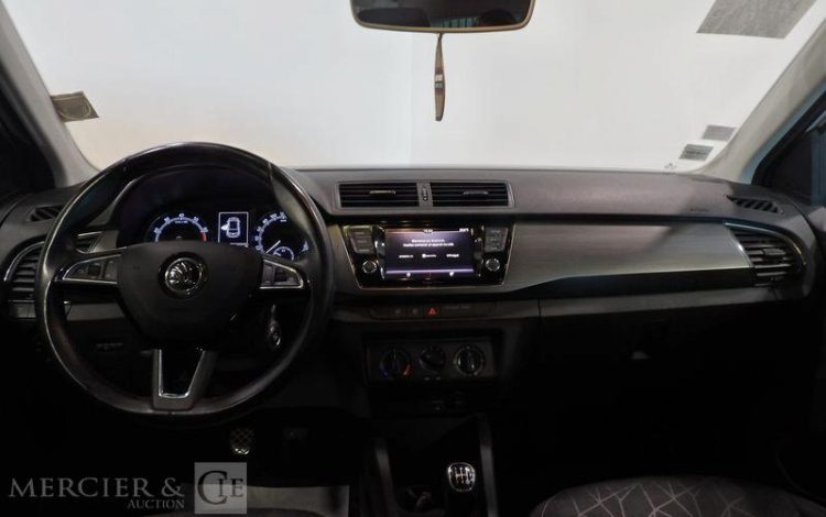 SKODA FABIA 1.0 MPI 75CH CLEVER BLANC FC-826-EK