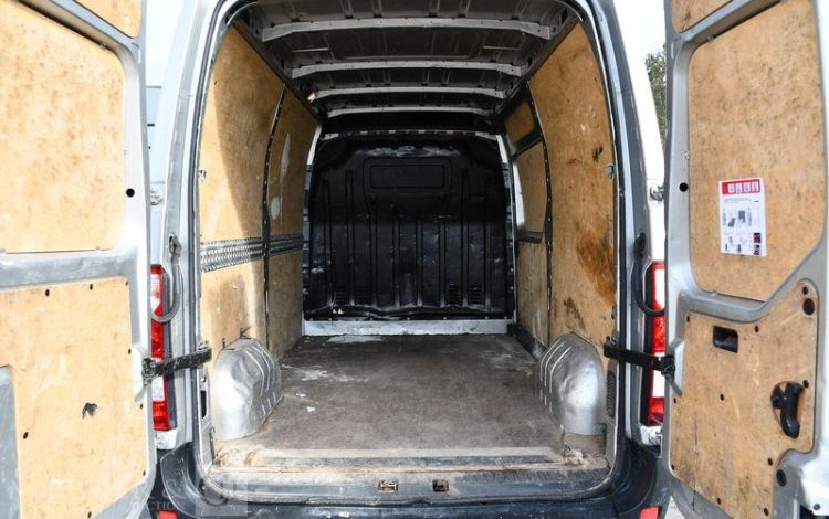 RENAULT MASTER 2.3 DCI 110ch 3t3 L2H2 GRAND-CONFORT GRIS FF-947-NM