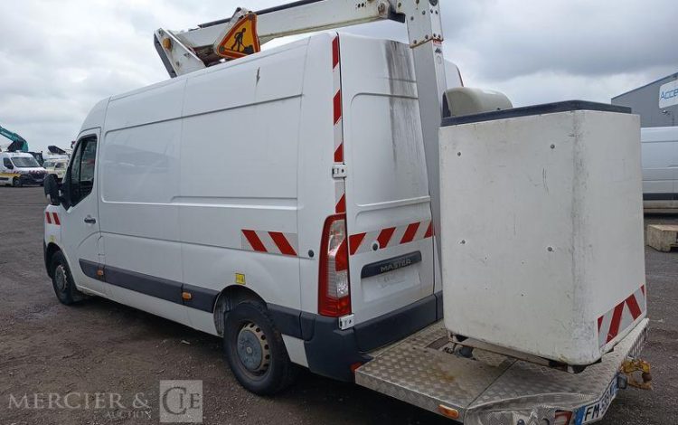 RENAULT MASTER AVEC NACELLE VERSALIFT ETL32-125 – 12 METRES – DIESEL – ANNEE 2019 BLANC FM-588-MG