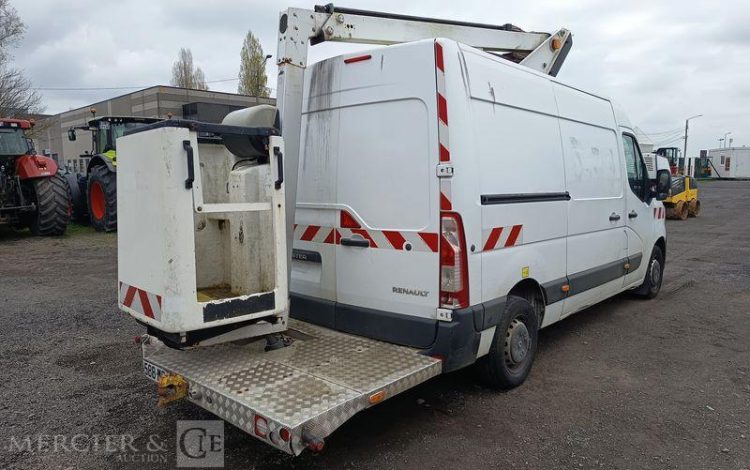 RENAULT MASTER AVEC NACELLE VERSALIFT ETL32-125 – 12 METRES – DIESEL – ANNEE 2019 BLANC FM-588-MG