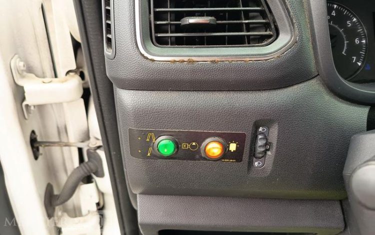 RENAULT MASTER AVEC NACELLE VERSALIFT ETL32-125 – 12 METRES – DIESEL – ANNEE 2019 BLANC FM-588-MG