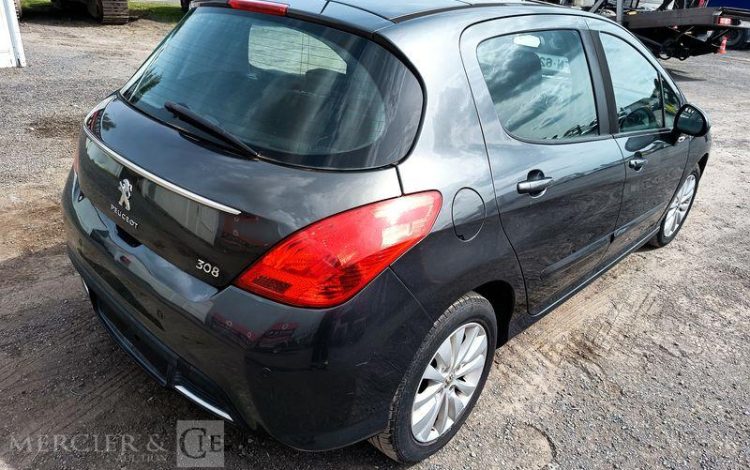 PEUGEOT 308 1.6 THP 16V 155 CV PREMIUM PACK – ESSENCE – 92831 KMS – ANNEE 2013 NOIR FN-627-HK