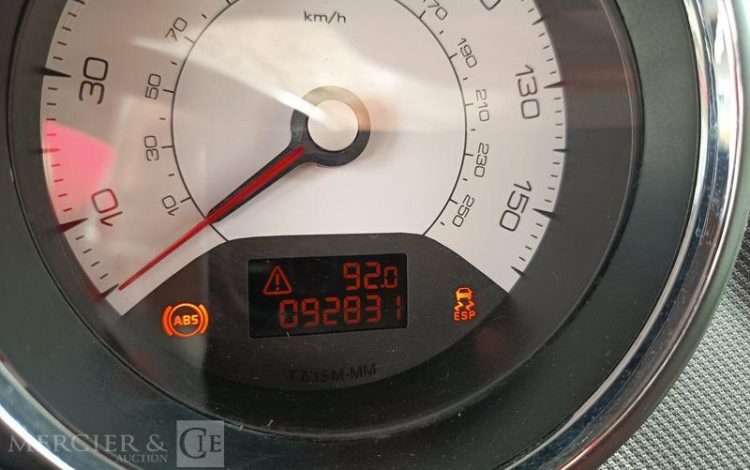 PEUGEOT 308 1.6 THP 16V 155 CV PREMIUM PACK – ESSENCE – 92831 KMS – ANNEE 2013 NOIR FN-627-HK