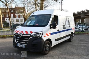 RENAULT MASTER 2.3 DCI 135ch 3T5 L2H2 GRAND-CONFORT BLANC FN-635-KJ