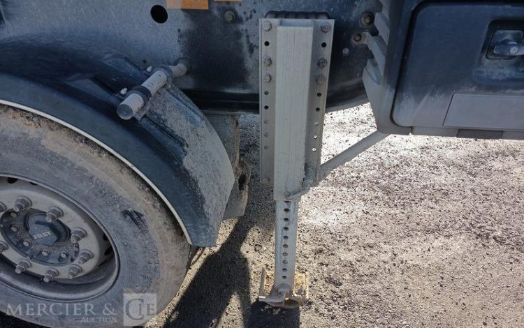 BENALU SEMI REMORQUE BENNE BASCULANTE – 3 ESSIEUX – PTAC 38 TONNES – ANNEE 2020  FP-920-NS