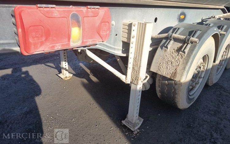 BENALU SEMI REMORQUE BENNE BASCULANTE – 3 ESSIEUX – PTAC 38 TONNES – ANNEE 2020  FP-920-NS