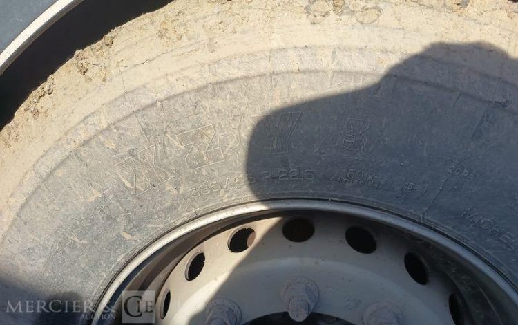 BENALU SEMI REMORQUE BENNE BASCULANTE – 3 ESSIEUX – PTAC 38 TONNES – ANNEE 2020  FP-920-NS