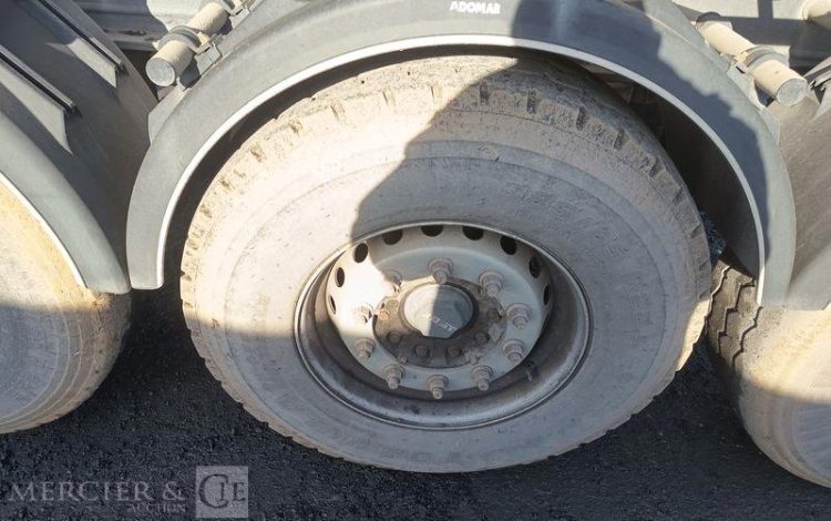 BENALU SEMI REMORQUE BENNE BASCULANTE – 3 ESSIEUX – PTAC 38 TONNES – ANNEE 2020  FP-920-NS