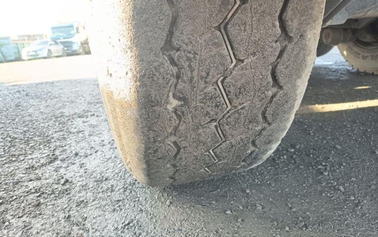 BENALU SEMI REMORQUE BENNE BASCULANTE – 3 ESSIEUX – PTAC 38 TONNES – ANNEE 2020  FP-920-NS