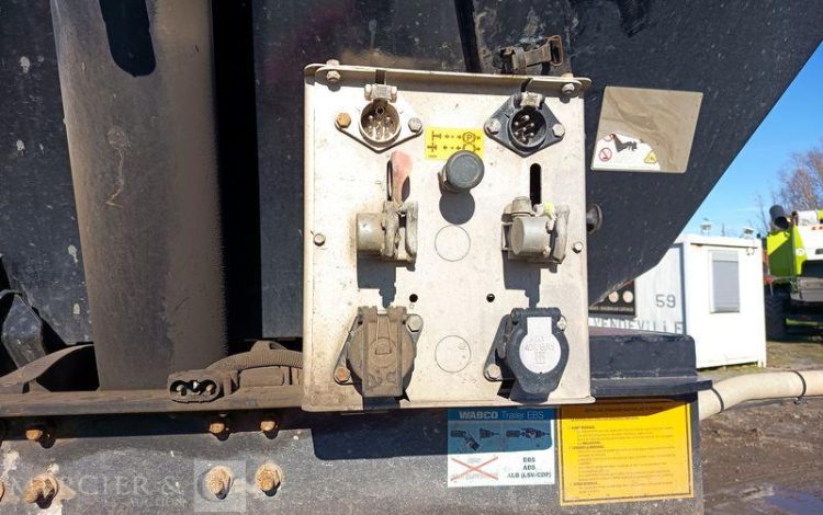 BENALU SEMI REMORQUE BENNE BASCULANTE –  3 ESSIEUX  – PTAC : 38 TONNES – ANNEE 2020  FP-939-NS