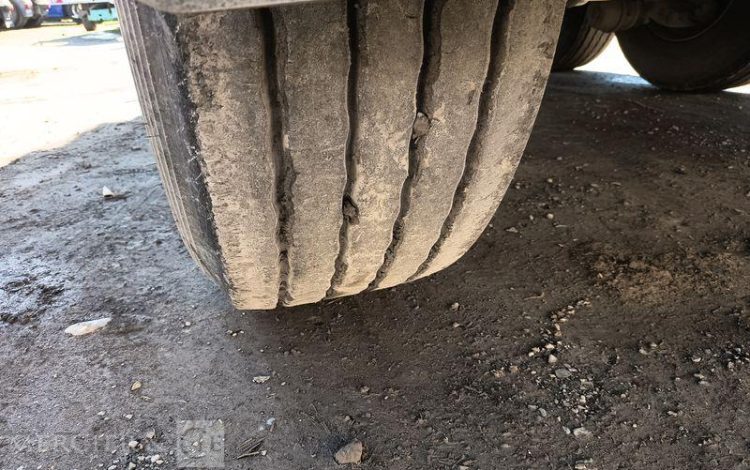 BENALU SEMI REMORQUE BENNE BASCULANTE –  3 ESSIEUX  – PTAC : 38 TONNES – ANNEE 2020  FP-939-NS