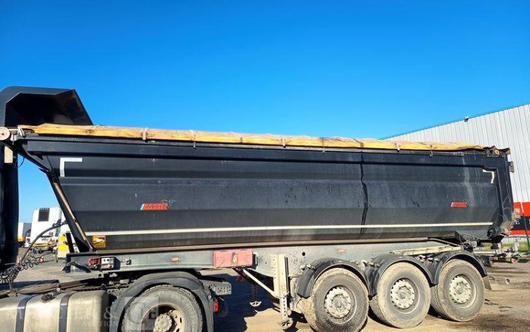 BENALU SEMI BENNE BASCULANTE – 3 ESSIEUX – PTAC 39 TONNES  – ANNEE 2020  FP-950-NS