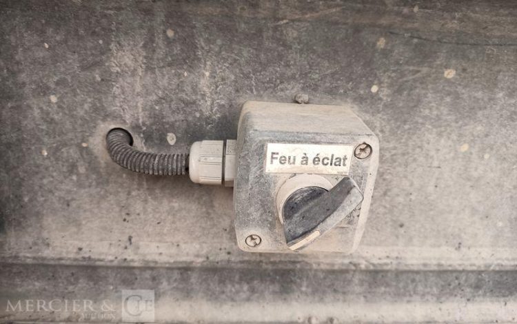 BENALU SEMI BENNE BASCULANTE – 3 ESSIEUX – PTAC 39 TONNES  – ANNEE 2020  FP-950-NS