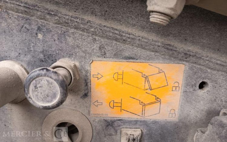 BENALU SEMI BENNE BASCULANTE – 3 ESSIEUX – PTAC 39 TONNES  – ANNEE 2020  FP-950-NS