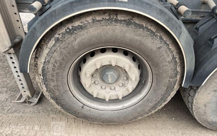 BENALU SEMI BENNE BASCULANTE – 3 ESSIEUX – PTAC 39 TONNES  – ANNEE 2020  FP-950-NS