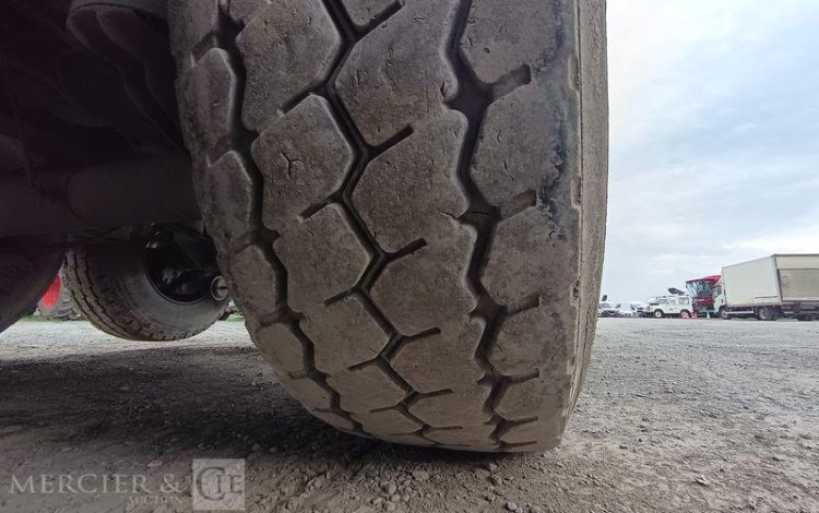 BENALU SEMI BENNE BASCULANTE – 3 ESSIEUX – PTAC 39 TONNES  – ANNEE 2020  FP-950-NS