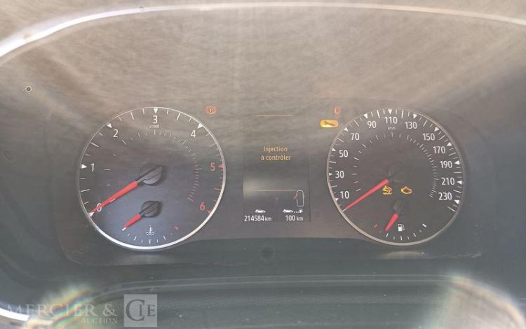 RENAULT MEGANE STE AIR NAV BLUE DCI 115 BLANC FW-436-ZB