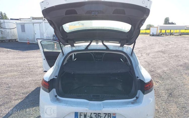 RENAULT MEGANE STE AIR NAV BLUE DCI 115 BLANC FW-436-ZB